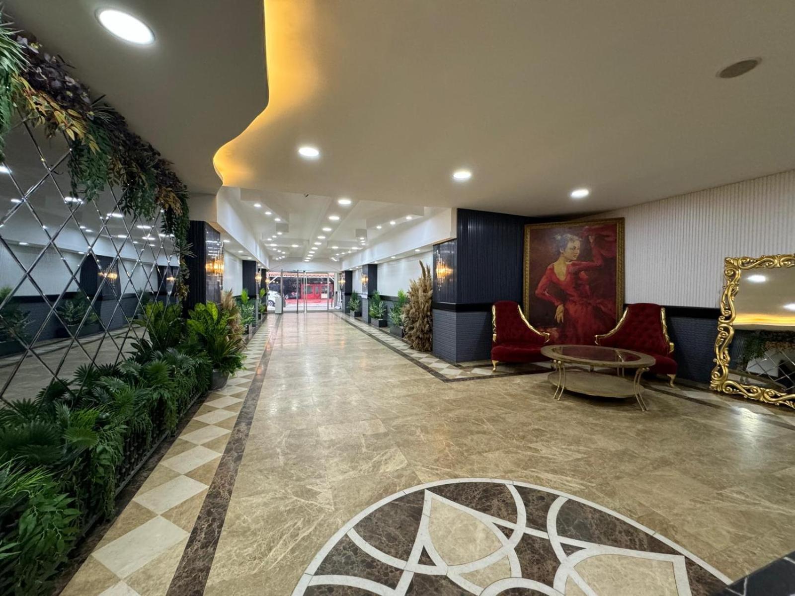 Trio Palace