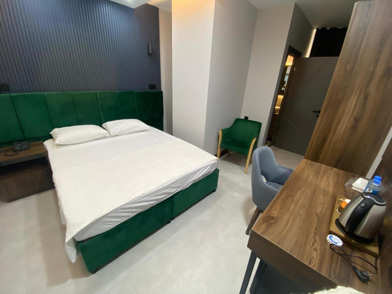 Apart Otel Trio Palace